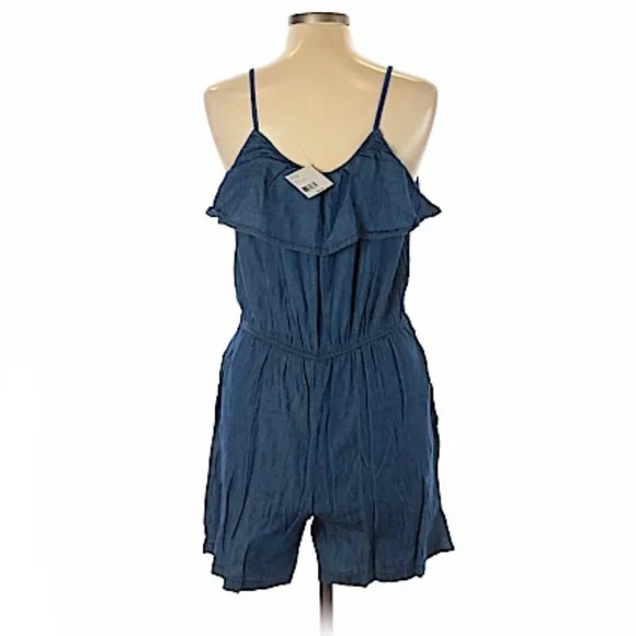 JW Style Denim Blue Sleeveless Romper - Picture 2 of 4